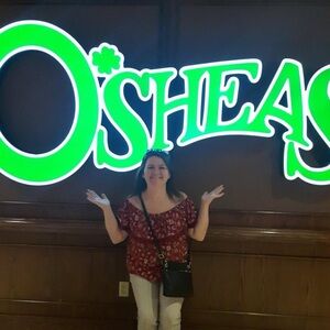 Meet your Posher, Elizabeth